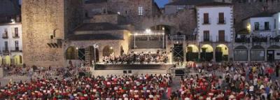 PLAZAS CON MUSICA