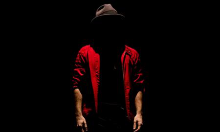 EL MAGO INVISIBLE, <small>NADA ES LO QUE PARECE</small>